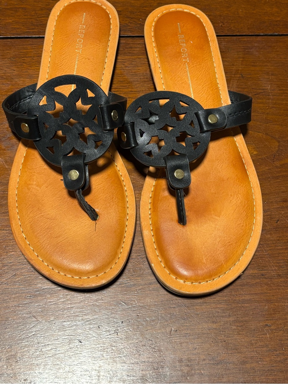 Report Women’s Genie Flip-Flop Tan/Black Faux Leather Size 6.5